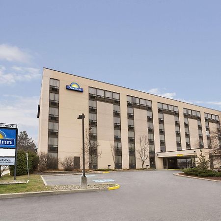 Days Inn By Wyndham Ottawa West Dış mekan fotoğraf