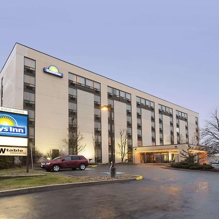Days Inn By Wyndham Ottawa West Dış mekan fotoğraf