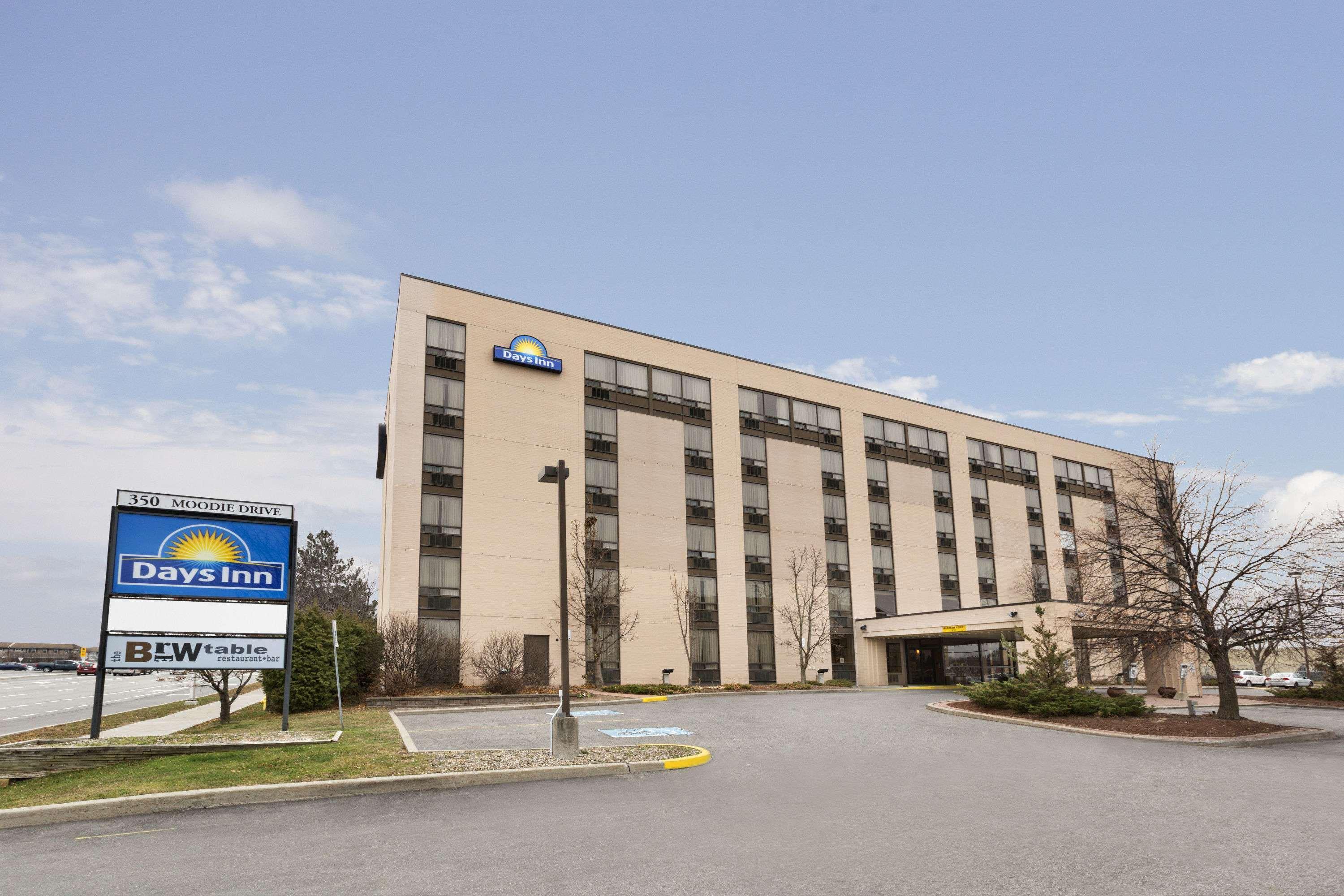 Days Inn By Wyndham Ottawa West Dış mekan fotoğraf